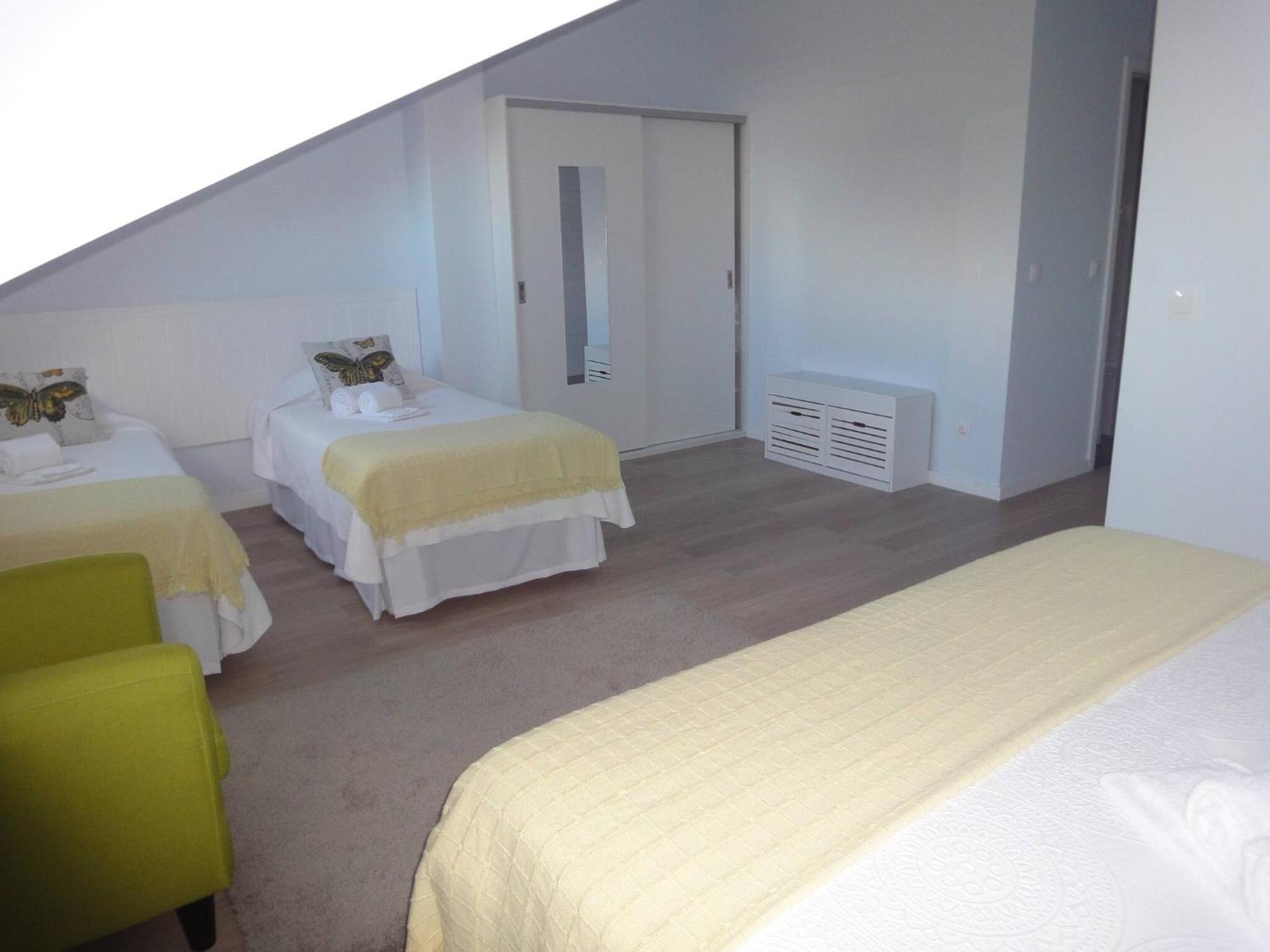 Apartamentos Almeida Garrett Ponta Delgada  Exterior photo